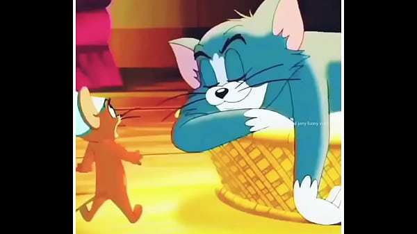 Tom Dan Jerry Mainin Kontol, Ngewe Di Lantai Dapur Sambil Ngelonin Satu Sama Lain.