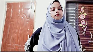 Desi Hijab Ibu Tiri Ngentot Dengan Anak Tirinya, Bikin Makin Horny.