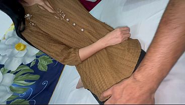 Aku Bawa Pacarku Vishali Ke Hotel, Lalu Ngentot Memek Perdananya Sampai Meraung-raung.